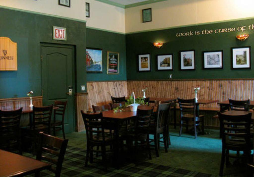 County Clare Inn Milwaukee Ngoại thất bức ảnh