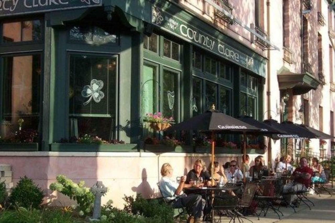 County Clare Inn Milwaukee Ngoại thất bức ảnh
